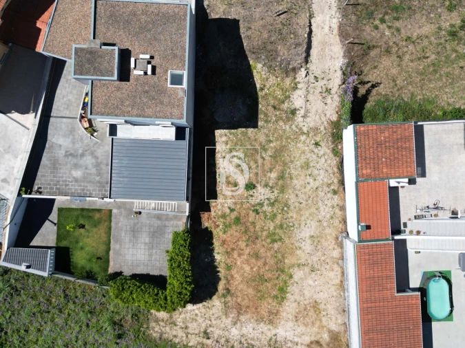 Terreno para Venda em Fânzeres e São Pedro da Cova Foto 4