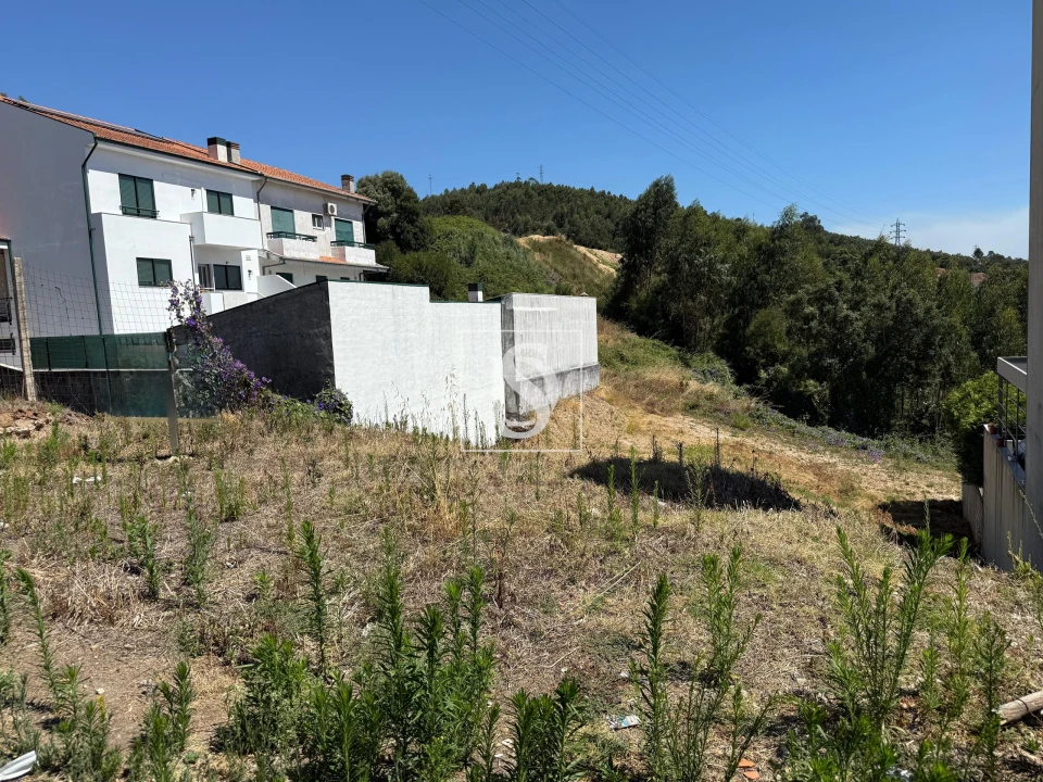 Terreno para Venda em Fânzeres e São Pedro da Cova Foto 6