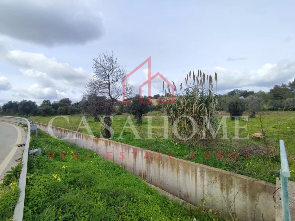 Terreno para Venda em Portimão Foto 1