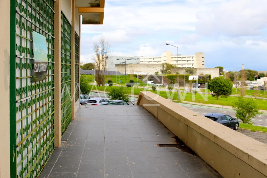 Loja para Arrendamento em Marvila Foto 16