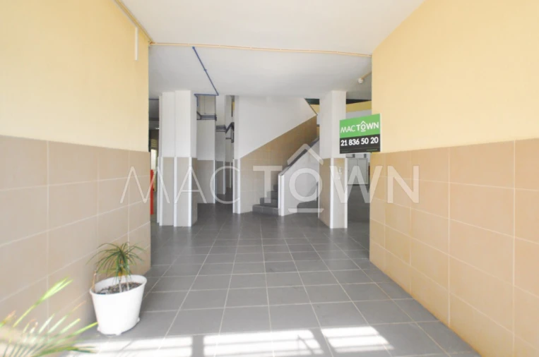 Loja para Arrendamento em Marvila Foto 9