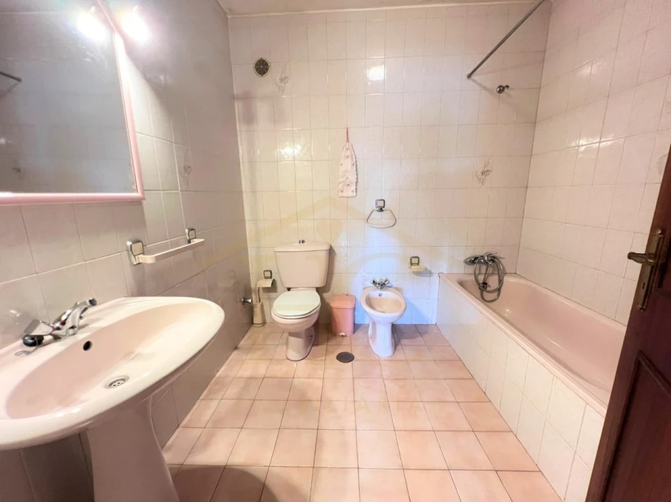 Moradia T4 para Venda em Póvoa de Varzim, Beiriz e Argivai Foto 24