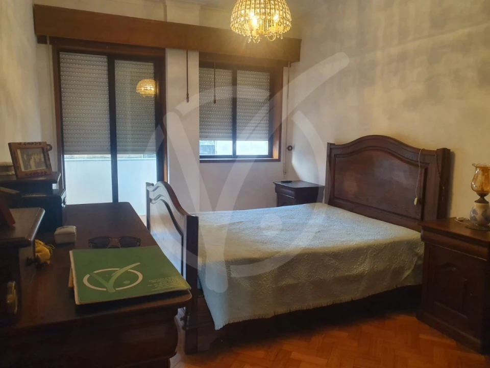 Apartamento T3 para Arrendamento em Oliveira, São Paio e São Sebastião Foto 16