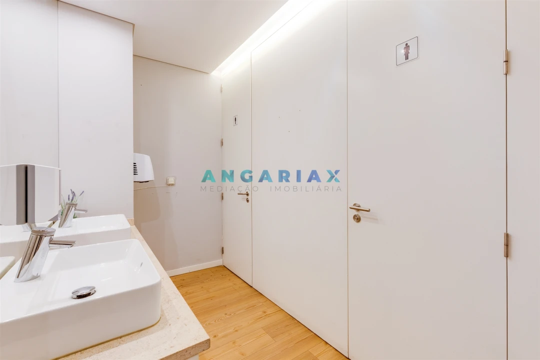 Negócio para Trespasse em Sé Nova, Santa Cruz, Almedina e São Bartolomeu Foto 28