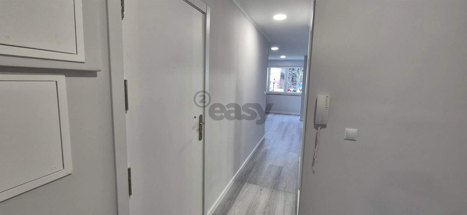 Apartamento T2 para Venda em Oeiras e São Julião da Barra, Paço de Arcos e Caxias Foto 22
