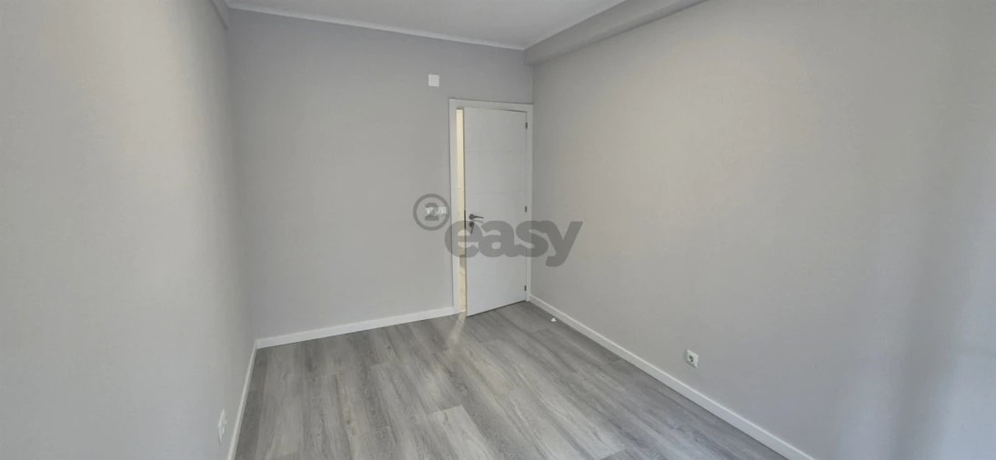Apartamento T2 para Venda em Oeiras e São Julião da Barra, Paço de Arcos e Caxias Foto 13