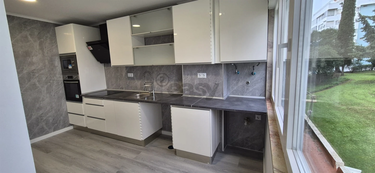 Apartamento T2 para Venda em Oeiras e São Julião da Barra, Paço de Arcos e Caxias Foto 7