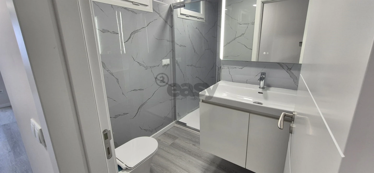 Apartamento T2 para Venda em Oeiras e São Julião da Barra, Paço de Arcos e Caxias Foto 31