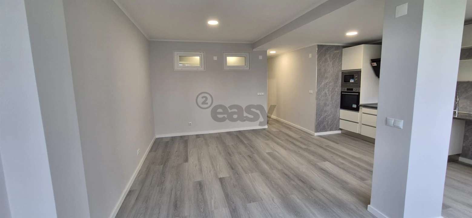 Apartamento T2 para Venda em Oeiras e São Julião da Barra, Paço de Arcos e Caxias Foto 6