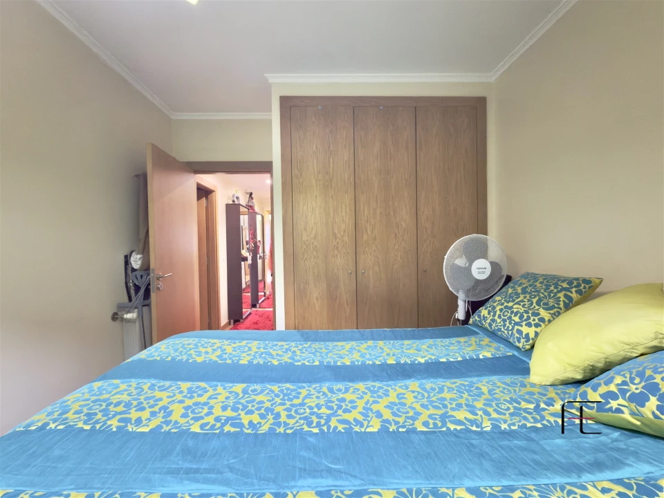 Apartamento T3 para Venda em Mafamude e Vilar do Paraíso Foto 24