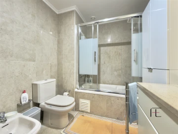 Apartamento T3 para Venda em Mafamude e Vilar do Paraíso