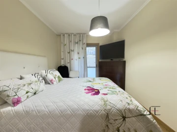Apartamento T3 para Venda em Mafamude e Vilar do Paraíso