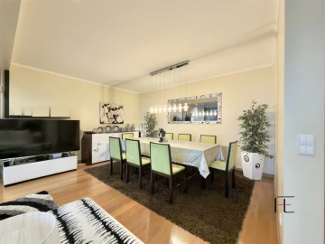 Apartamento T3 para Venda em Mafamude e Vilar do Paraíso