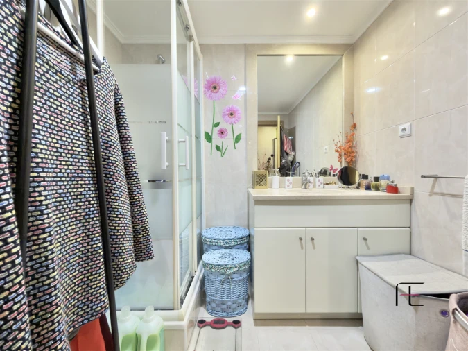 Apartamento T3 para Venda em Mafamude e Vilar do Paraíso Foto 25
