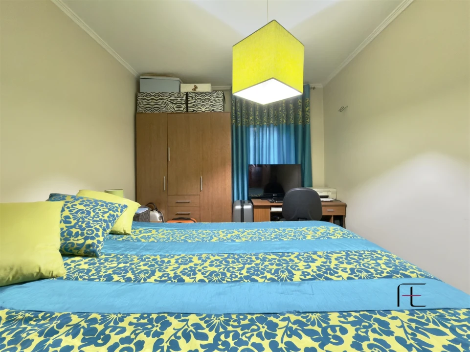 Apartamento T3 para Venda em Mafamude e Vilar do Paraíso Foto 23