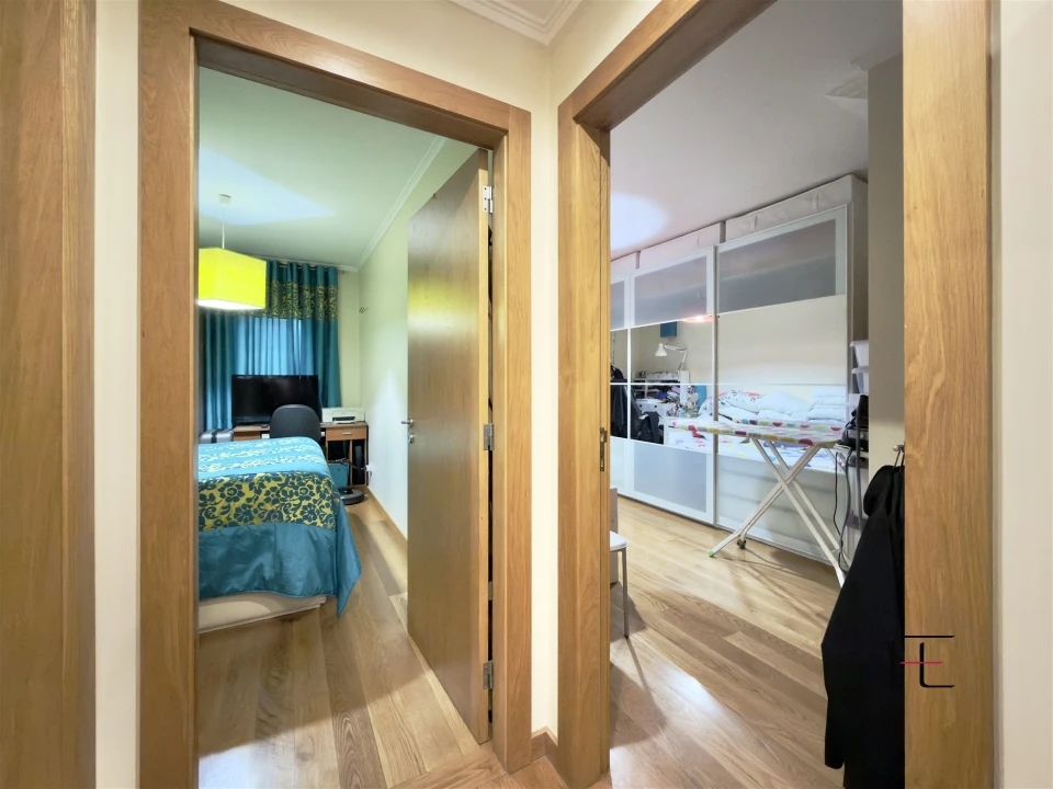 Apartamento T3 para Venda em Mafamude e Vilar do Paraíso Foto 30