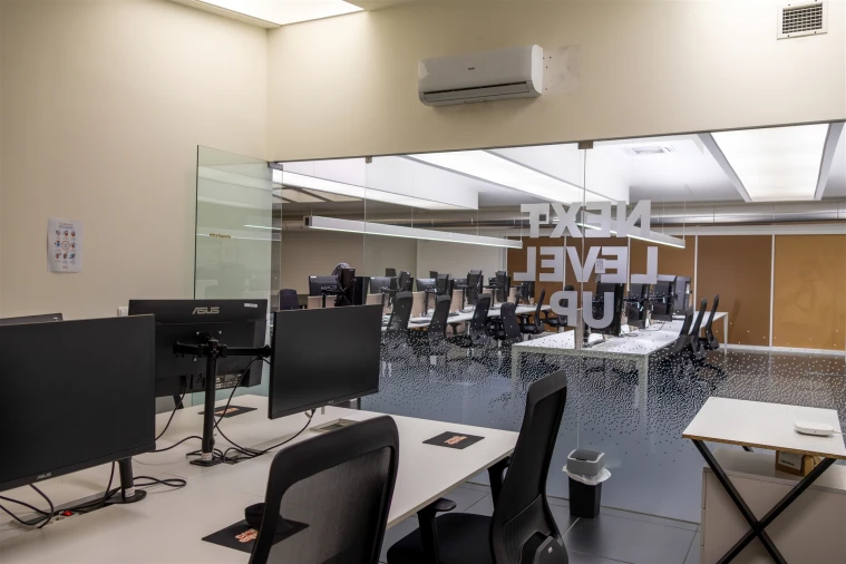 Escritório para Venda em Serzedo e Perosinho Foto 12