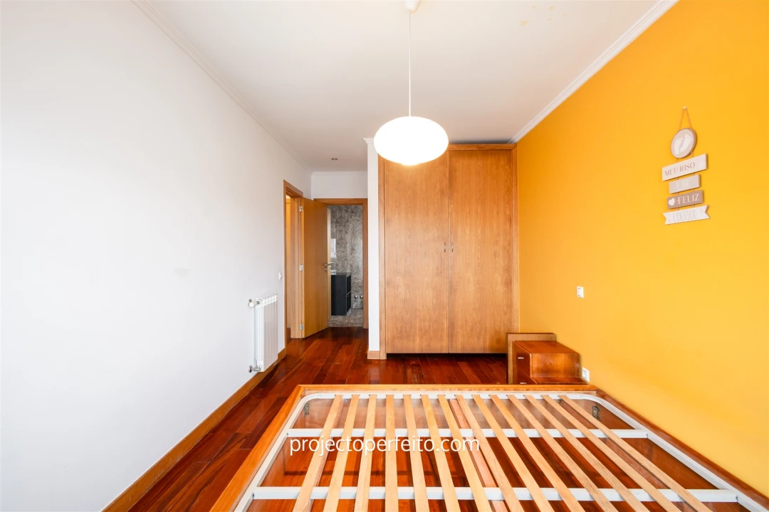 Apartamento T2 para Venda em Espinho Foto 12