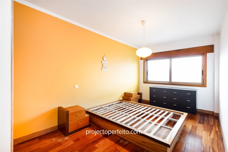 Apartamento T2 para Venda em Espinho Foto 11