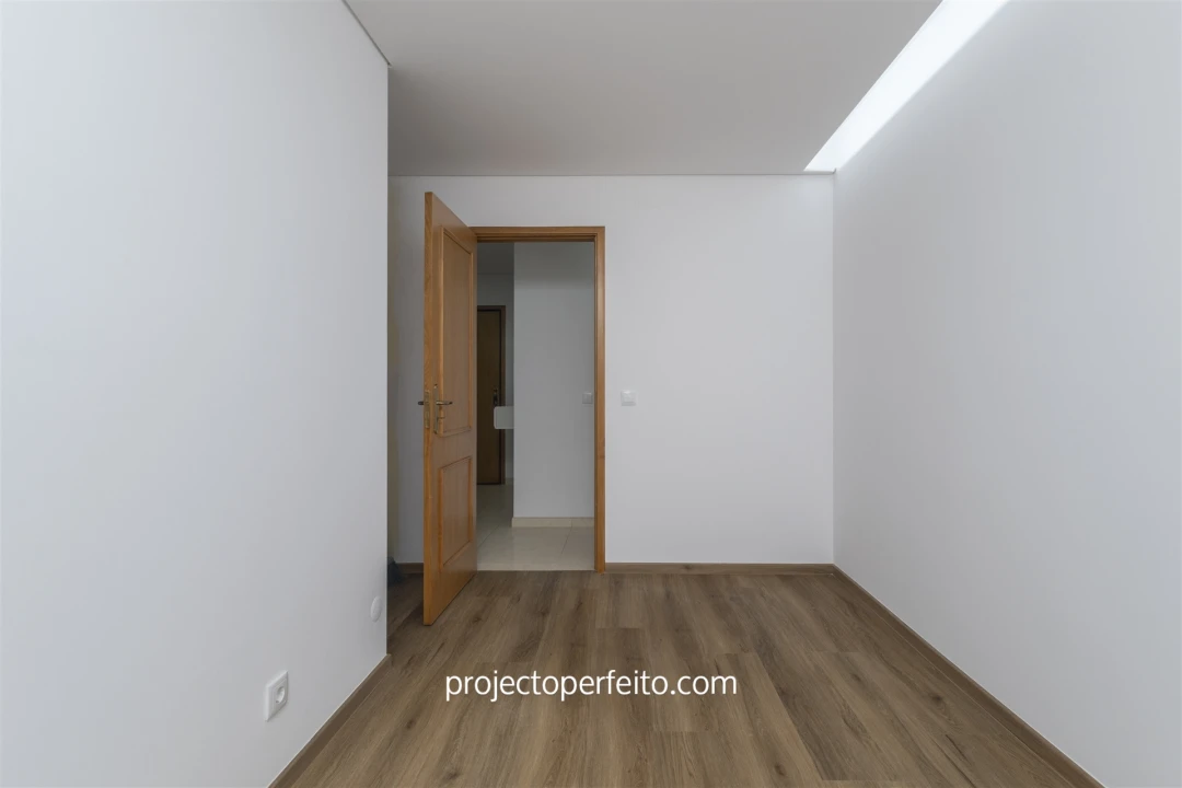 Apartamento T2 para Venda em Canedo, Vale e Vila Maior Foto 15