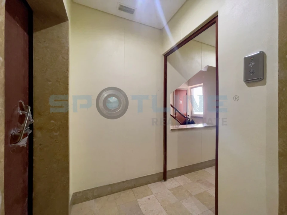 Apartamento T2 para Arrendamento em Alvalade Foto 2