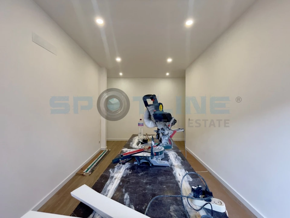 Apartamento T2 para Arrendamento em Alvalade Foto 11