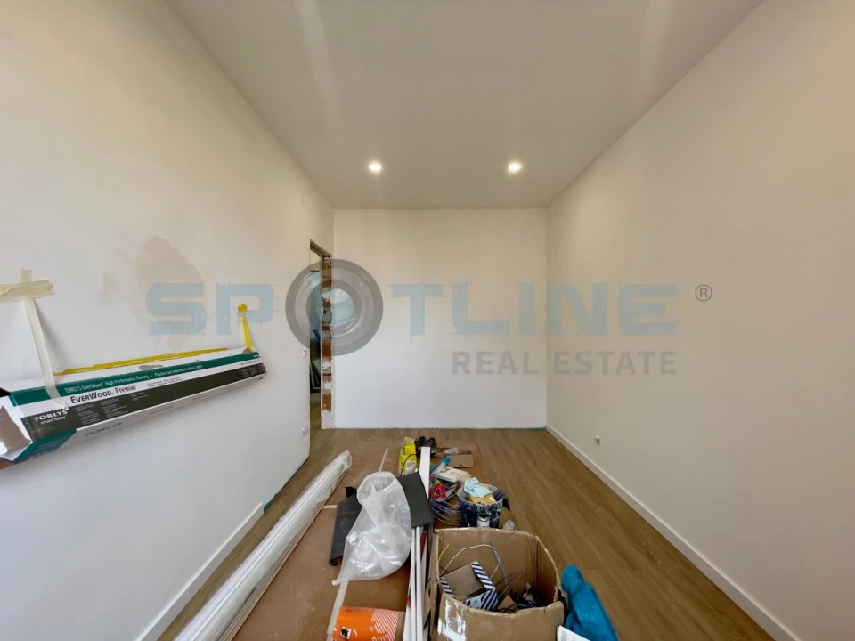 Apartamento T2 para Arrendamento em Alvalade Foto 27