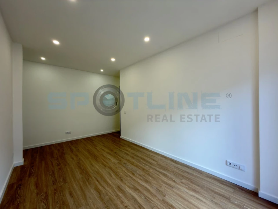 Apartamento T2 para Arrendamento em Alvalade Foto 12