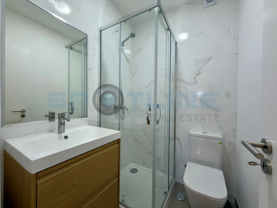 Apartamento T2 para Arrendamento em Alvalade Foto 14