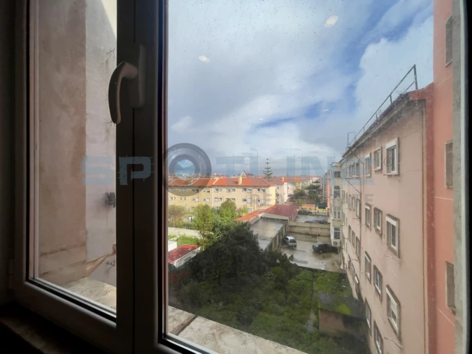 Apartamento T2 para Arrendamento em Alvalade Foto 29