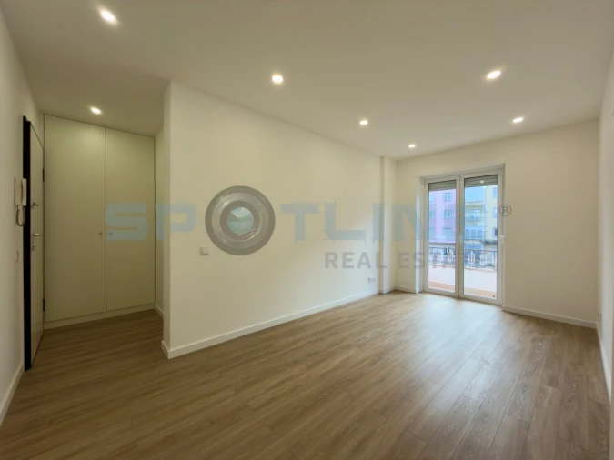 Apartamento T2 para Arrendamento em Alvalade Foto 7