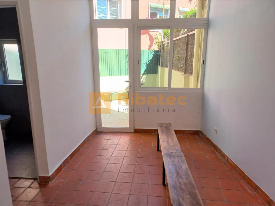 Apartamento T2 para Arrendamento em Estrela Foto 12