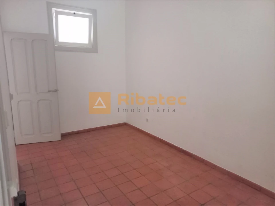 Apartamento T2 para Arrendamento em Estrela Foto 10