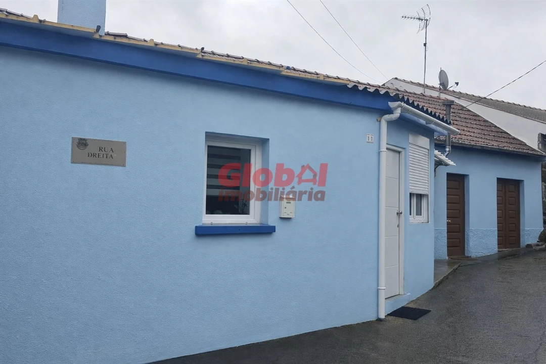 Moradia T2 para Venda em Canas de Santa Maria Foto 1