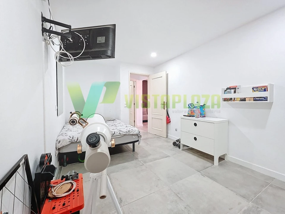 Apartamento T3 para Venda em Silves Foto 13