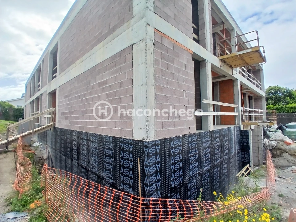 Apartamento T2 para Venda em Manhente Foto 4