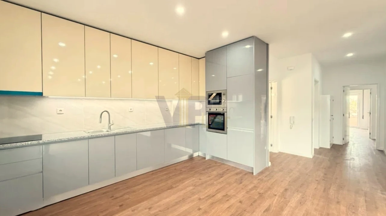 Apartamento T3 para Venda em Aguas Santas Foto 1