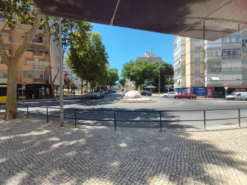 Apartamento T3 para Venda em Benfica Foto 50