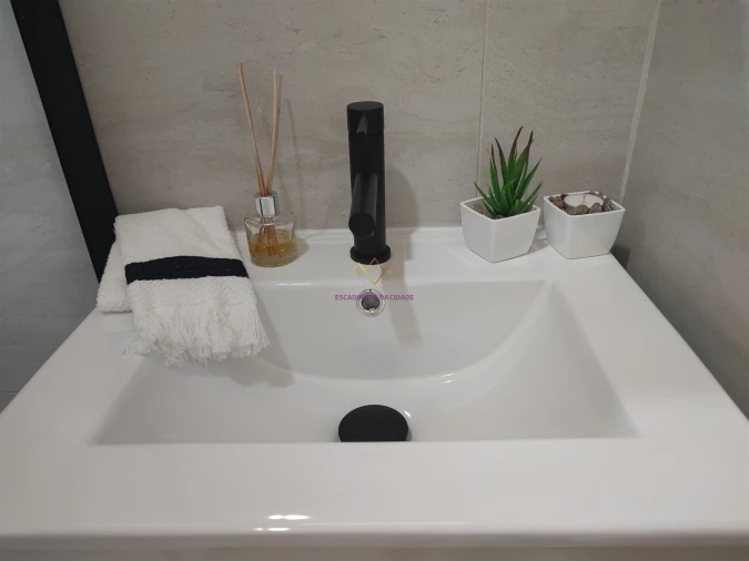 Apartamento T3 para Venda em Benfica Foto 8