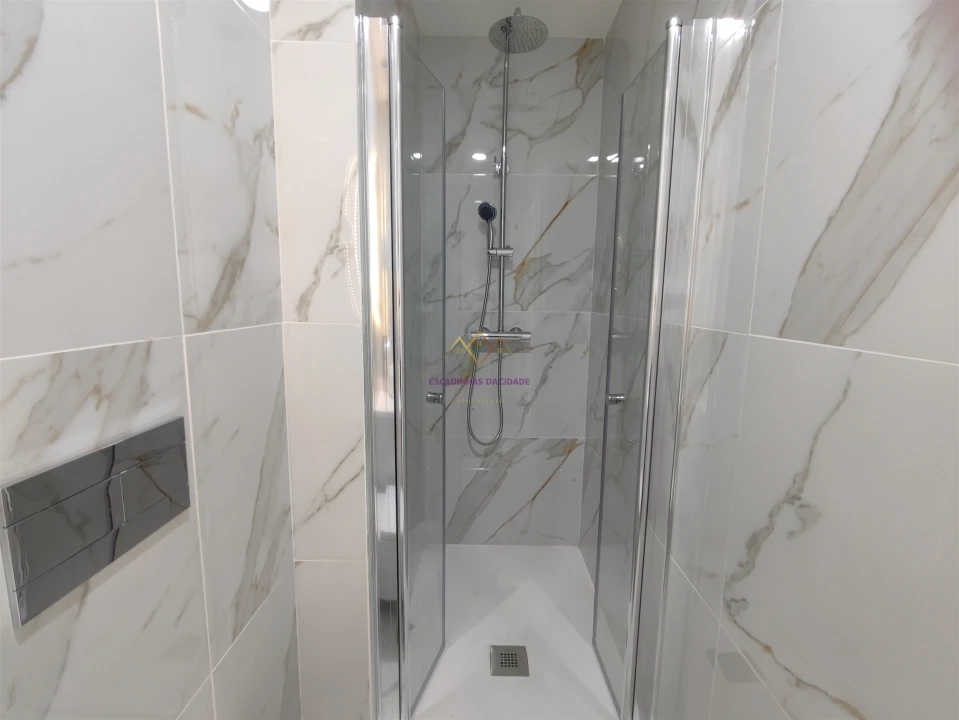 Apartamento T3 para Venda em Benfica Foto 36