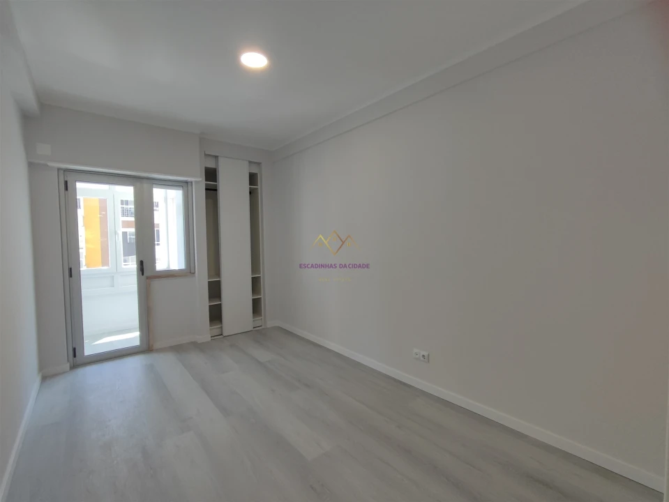 Apartamento T2 para Venda em Oeiras e São Julião da Barra, Paço de Arcos e Caxias Foto 27