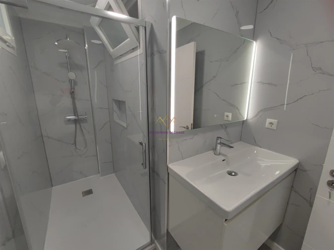 Apartamento T2 para Venda em Oeiras e São Julião da Barra, Paço de Arcos e Caxias Foto 5