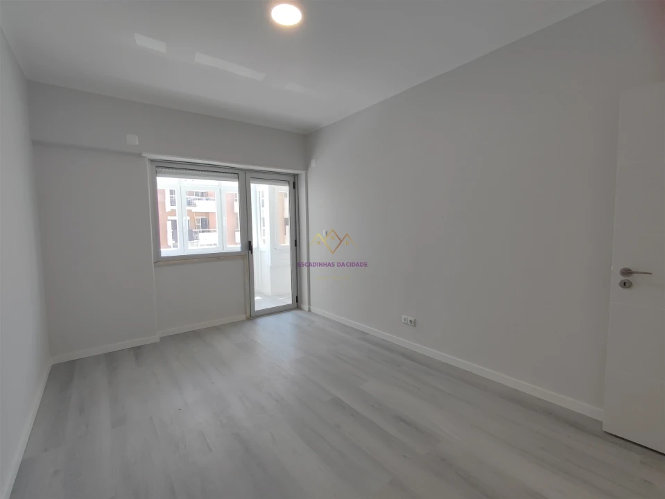 Apartamento T2 para Venda em Oeiras e São Julião da Barra, Paço de Arcos e Caxias Foto 22
