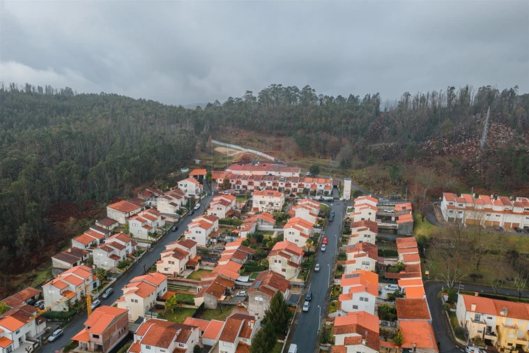 Moradia T3 para Venda em Fafe Foto 30