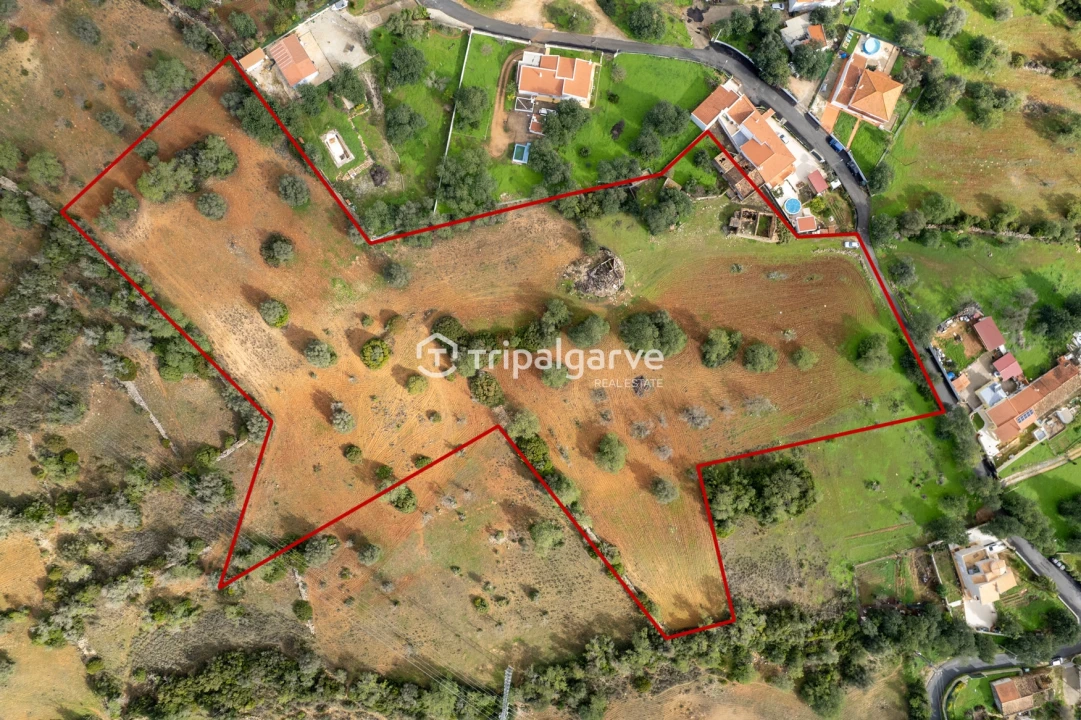 Terreno Misto para Venda em Albufeira e Olhos de Água Foto 1