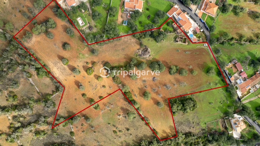 Terreno Misto para Venda em Albufeira e Olhos de Água