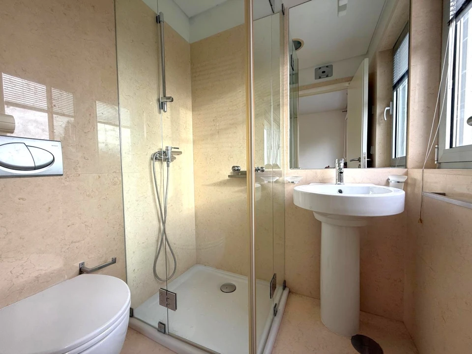Apartamento T2 para Venda em Aldoar, Foz do Douro e Nevogilde Foto 23
