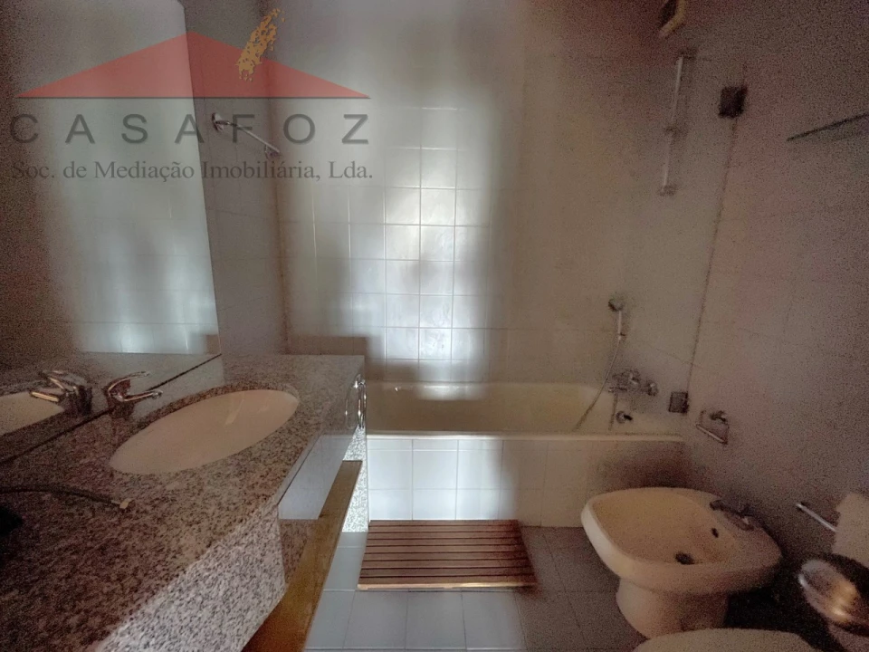 Apartamento T1 para Arrendamento em Aldoar, Foz do Douro e Nevogilde Foto 22