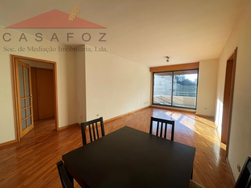 Apartamento T1 para Arrendamento em Aldoar, Foz do Douro e Nevogilde Foto 7