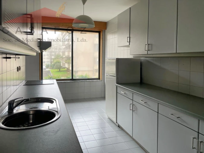 Apartamento T1 para Arrendamento em Aldoar, Foz do Douro e Nevogilde Foto 13